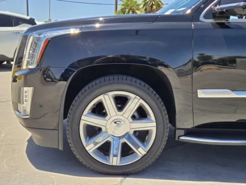 More photos of 2018 Cadillac Escalade Premium Luxury at Baja Auto Sales East, NV