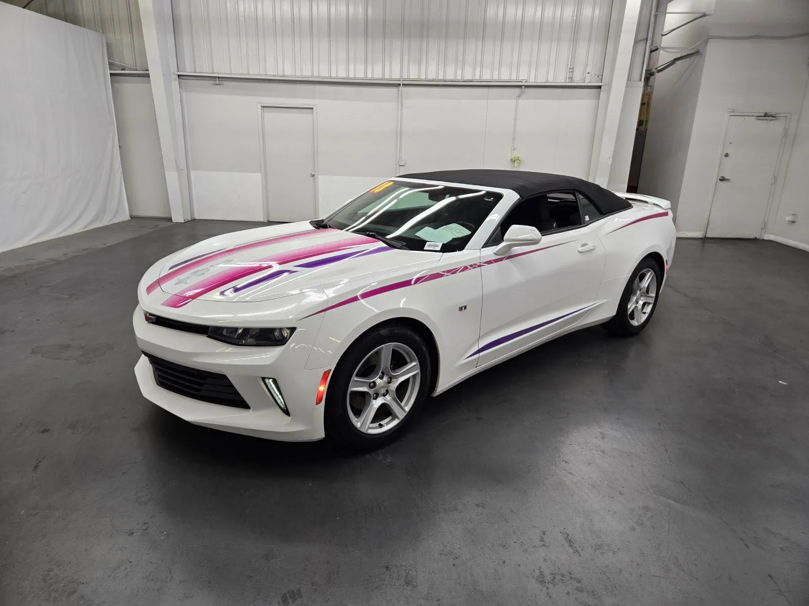 White 2018 Chevrolet Camaro 1LT for sale in Las Vegas, NV
