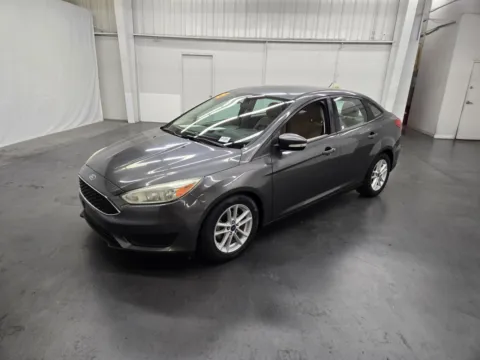 Gray 2015 Ford Focus SE for sale in Las Vegas, NV