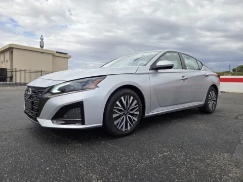 Silver 2023 Nissan Altima 2.5 SV for sale in Las Vegas, NV