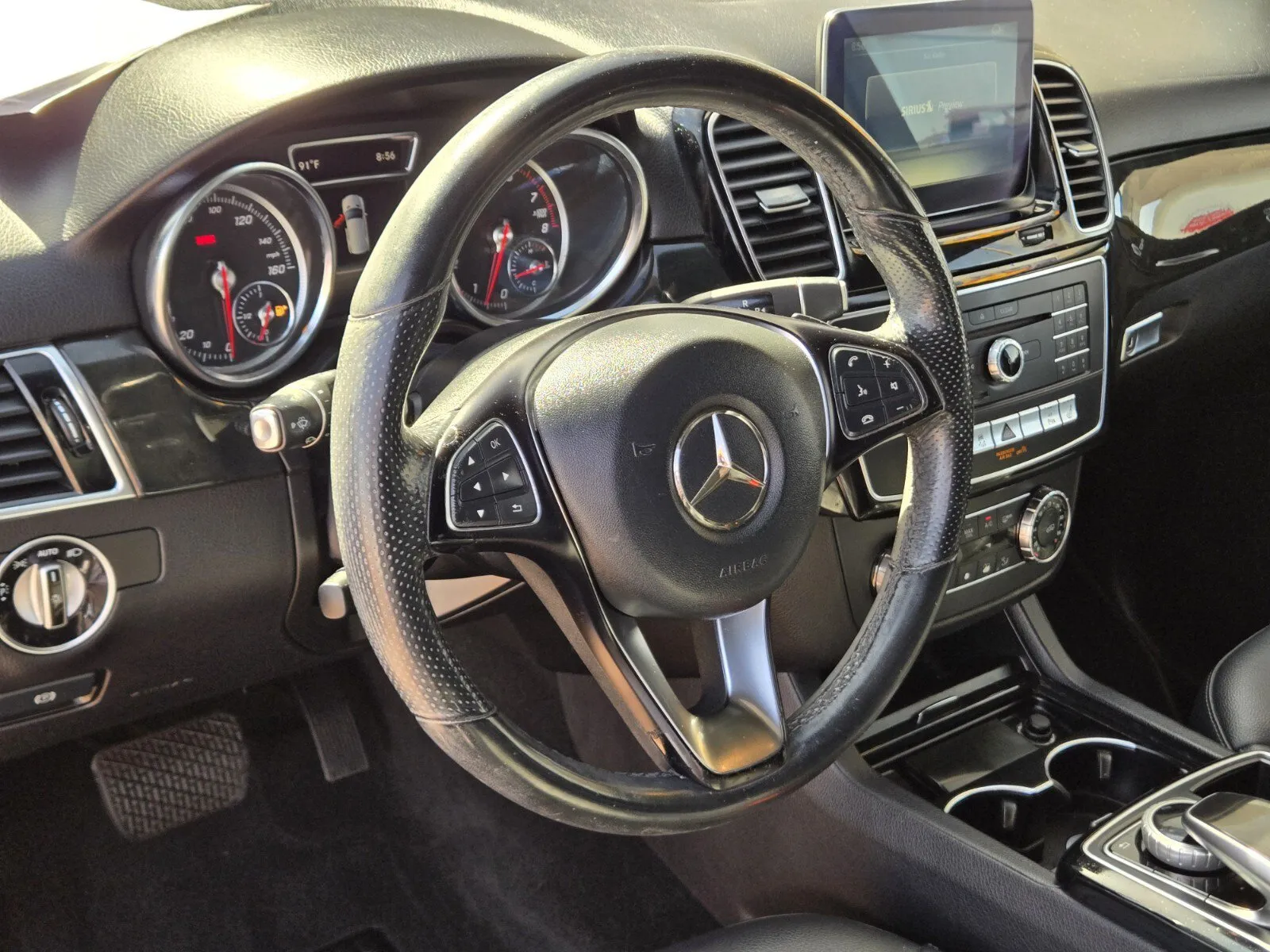 Mercedes-Benz GLE photo 16