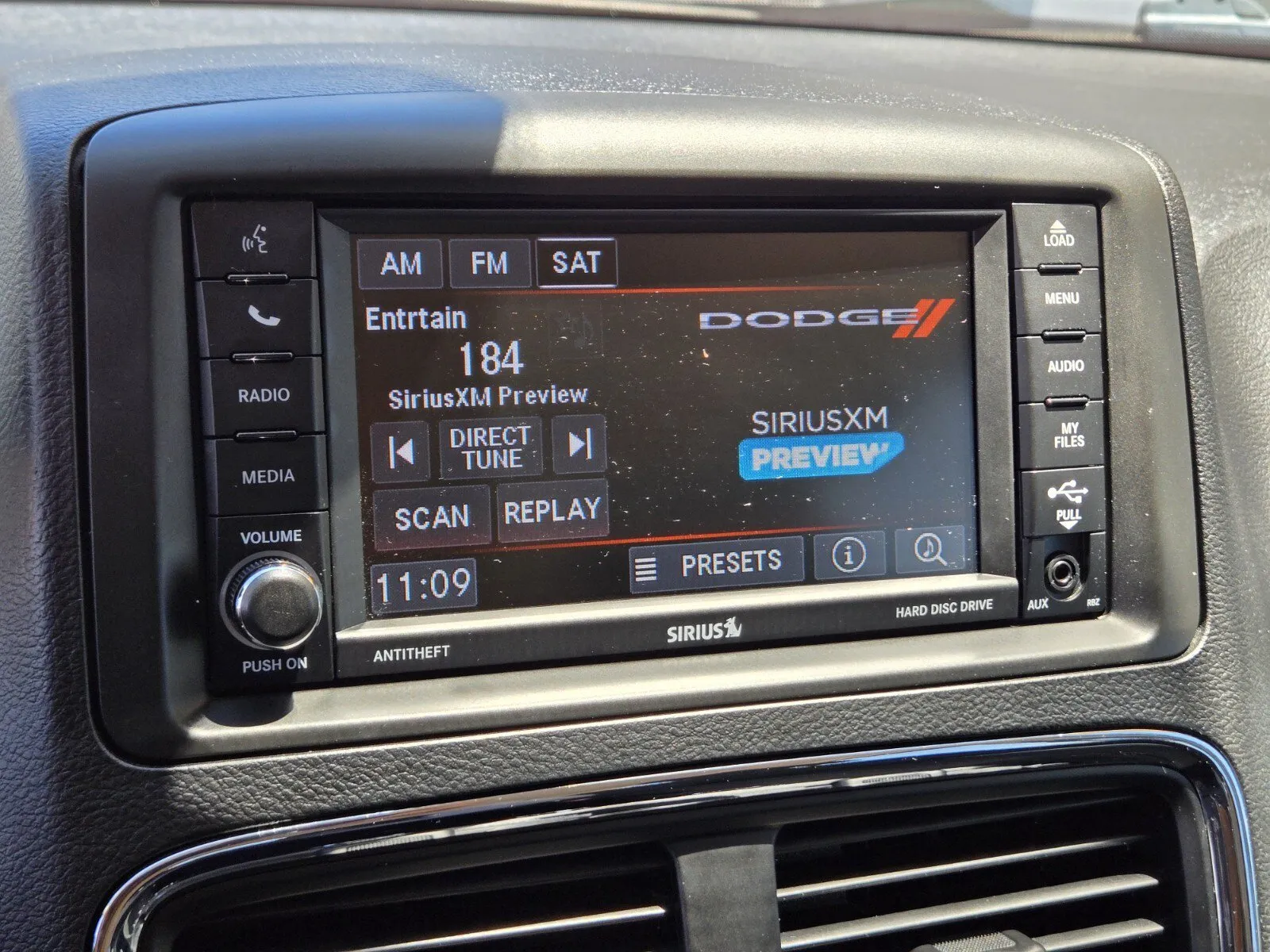 Dodge Grand Caravan photo 17