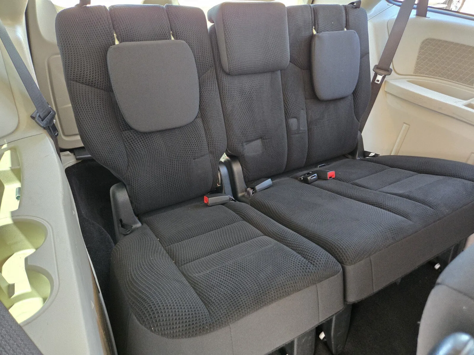 Dodge Grand Caravan photo 11