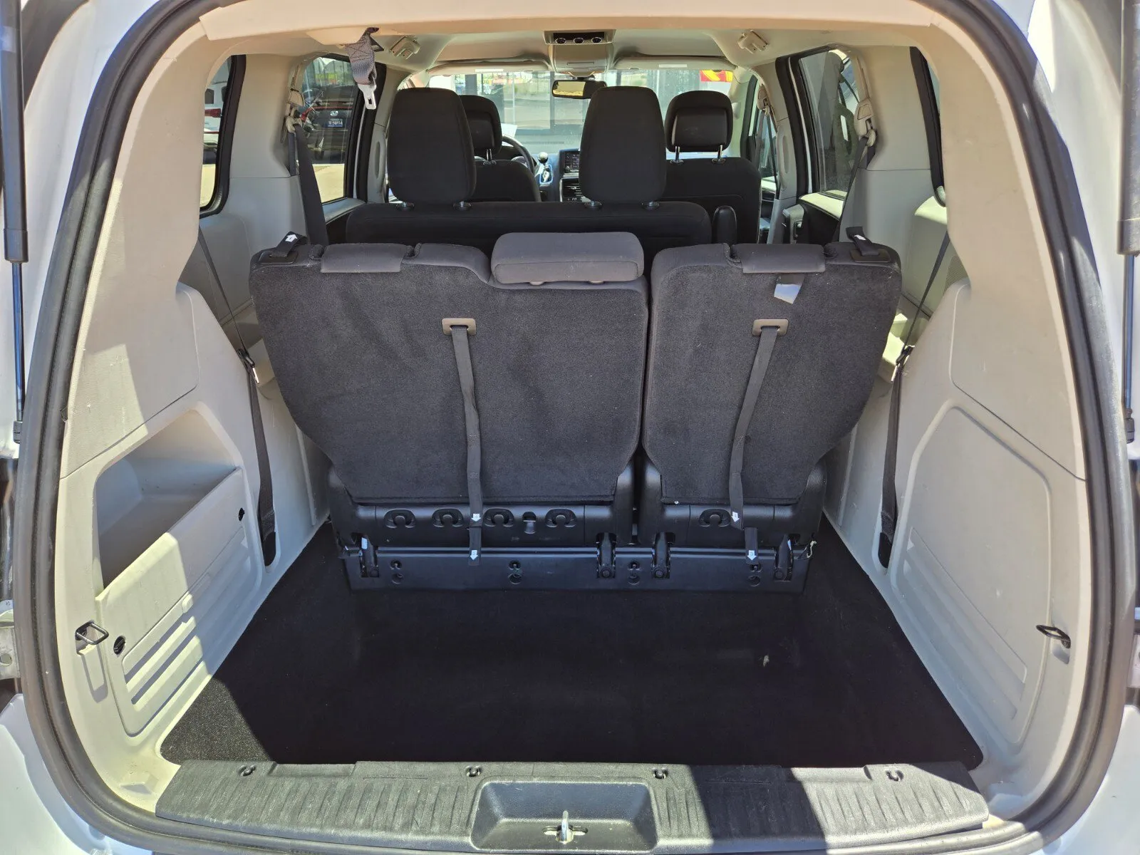 Dodge Grand Caravan photo 10