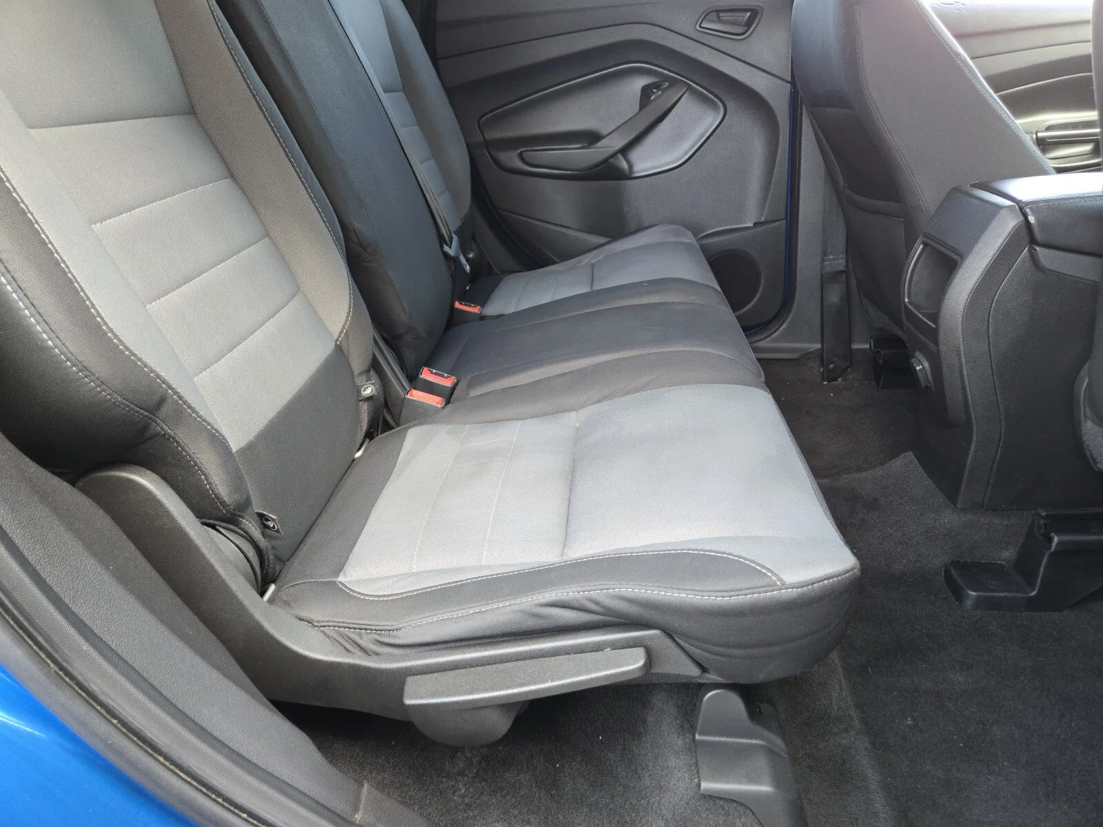 Ford Escape photo 11