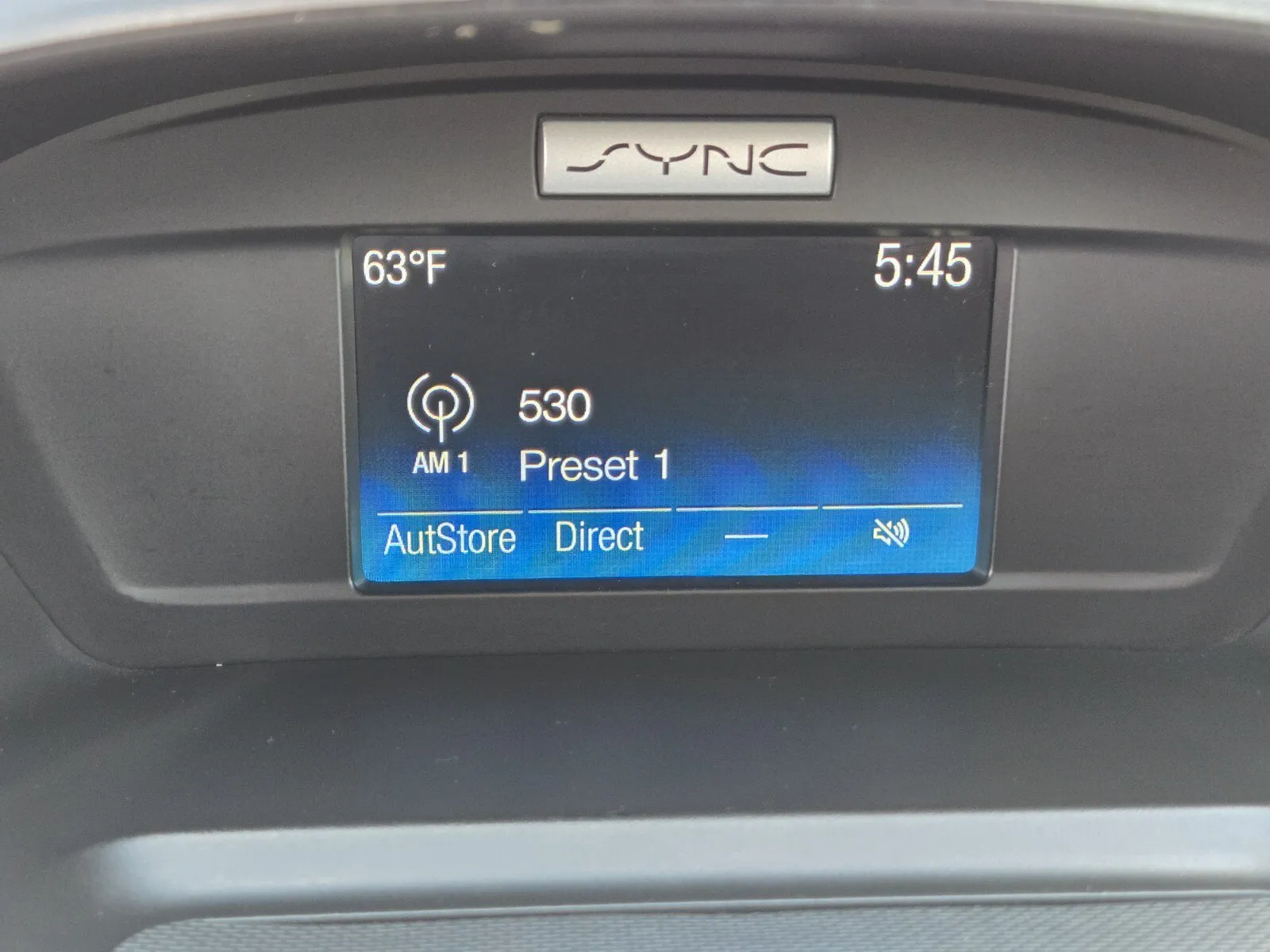 Ford Escape photo 17