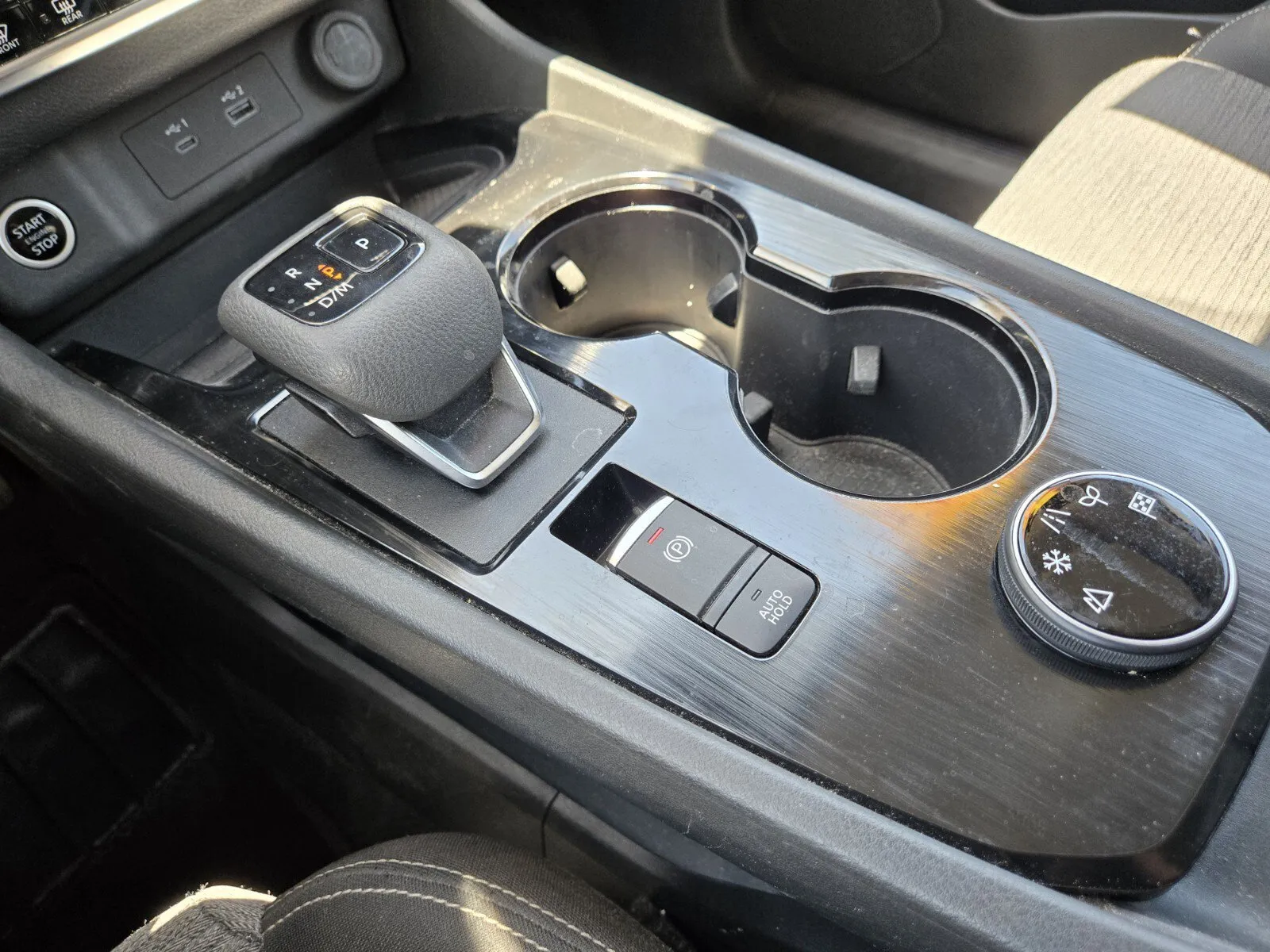 Nissan Rogue photo 19