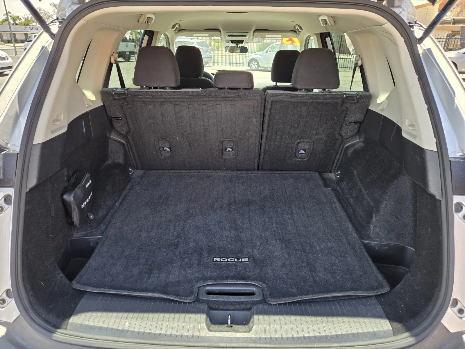 Nissan Rogue photo 10