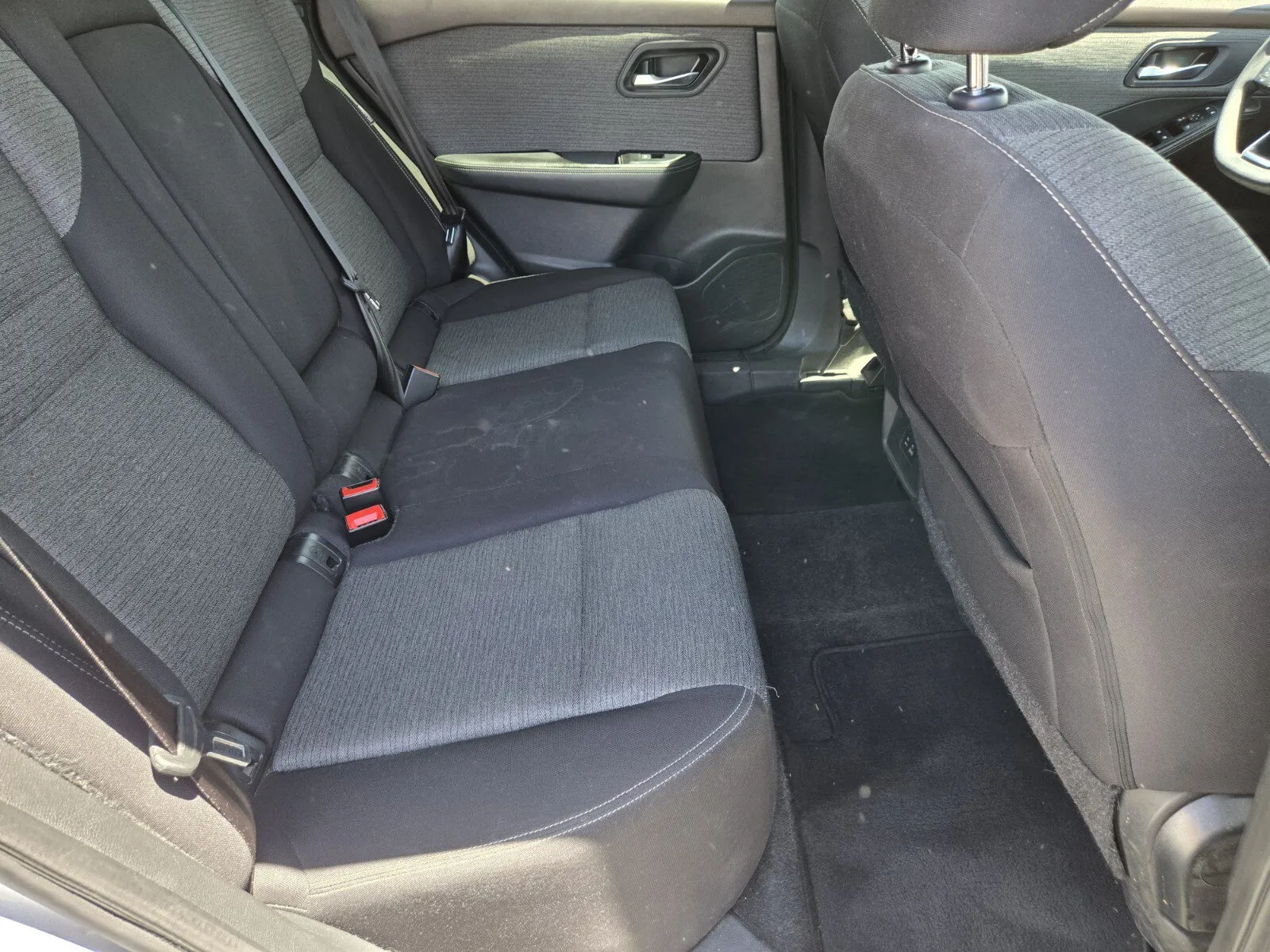 Nissan Rogue photo 11