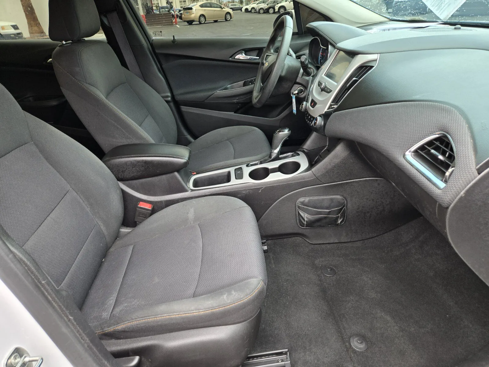 Chevrolet Cruze photo 12
