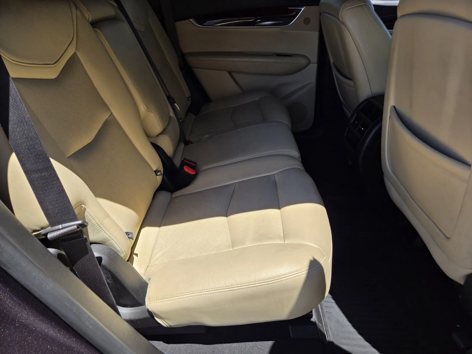 Cadillac XT5 photo 12