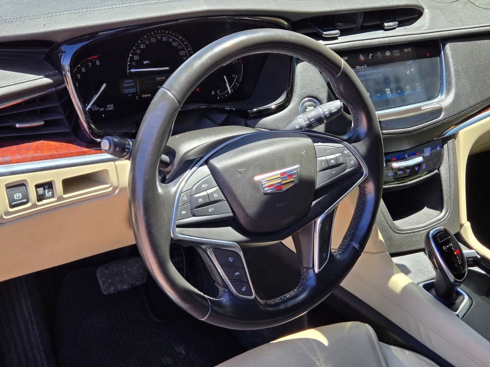 Cadillac XT5 photo 16