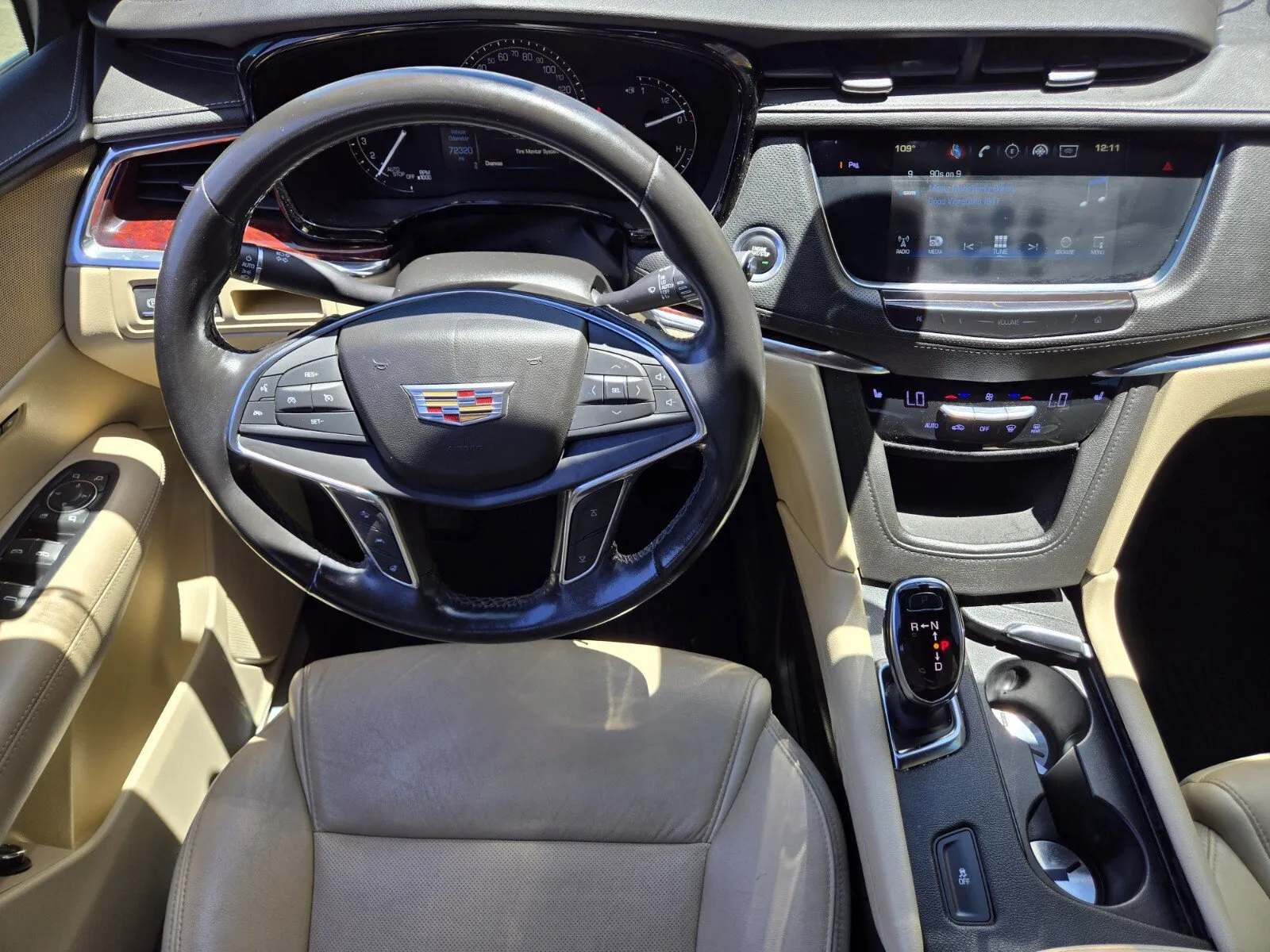 Cadillac XT5 photo 10