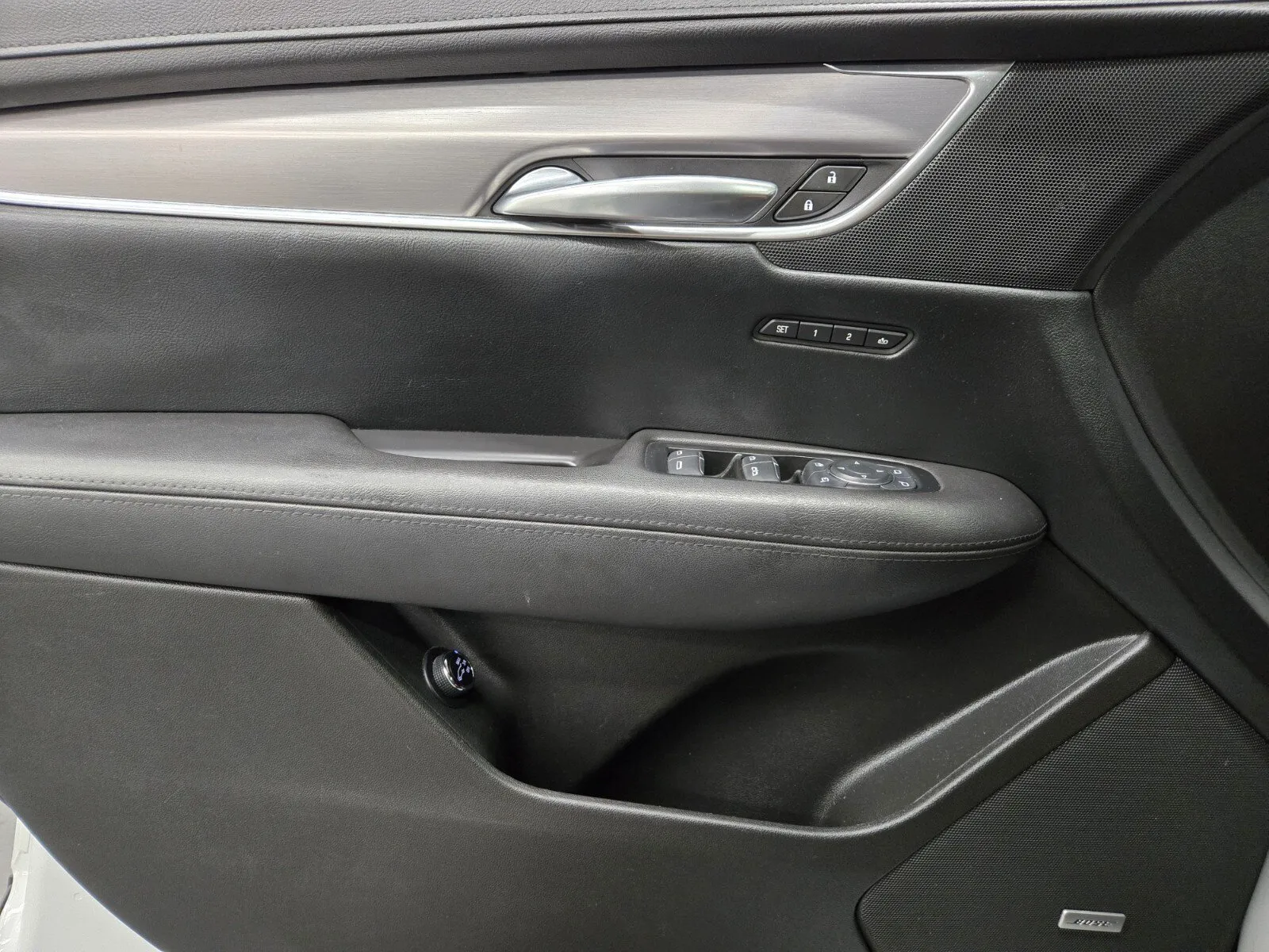 Cadillac XT5 photo 16