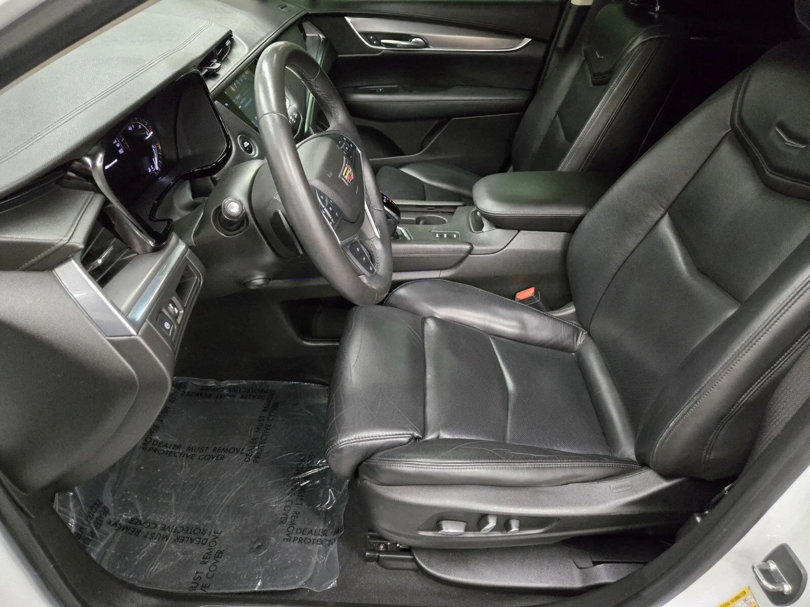 Cadillac XT5 photo 7