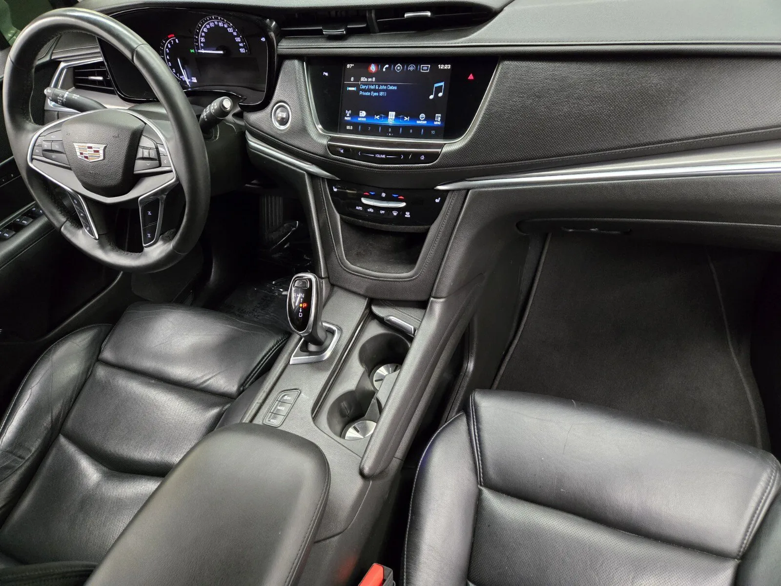 Cadillac XT5 photo 15
