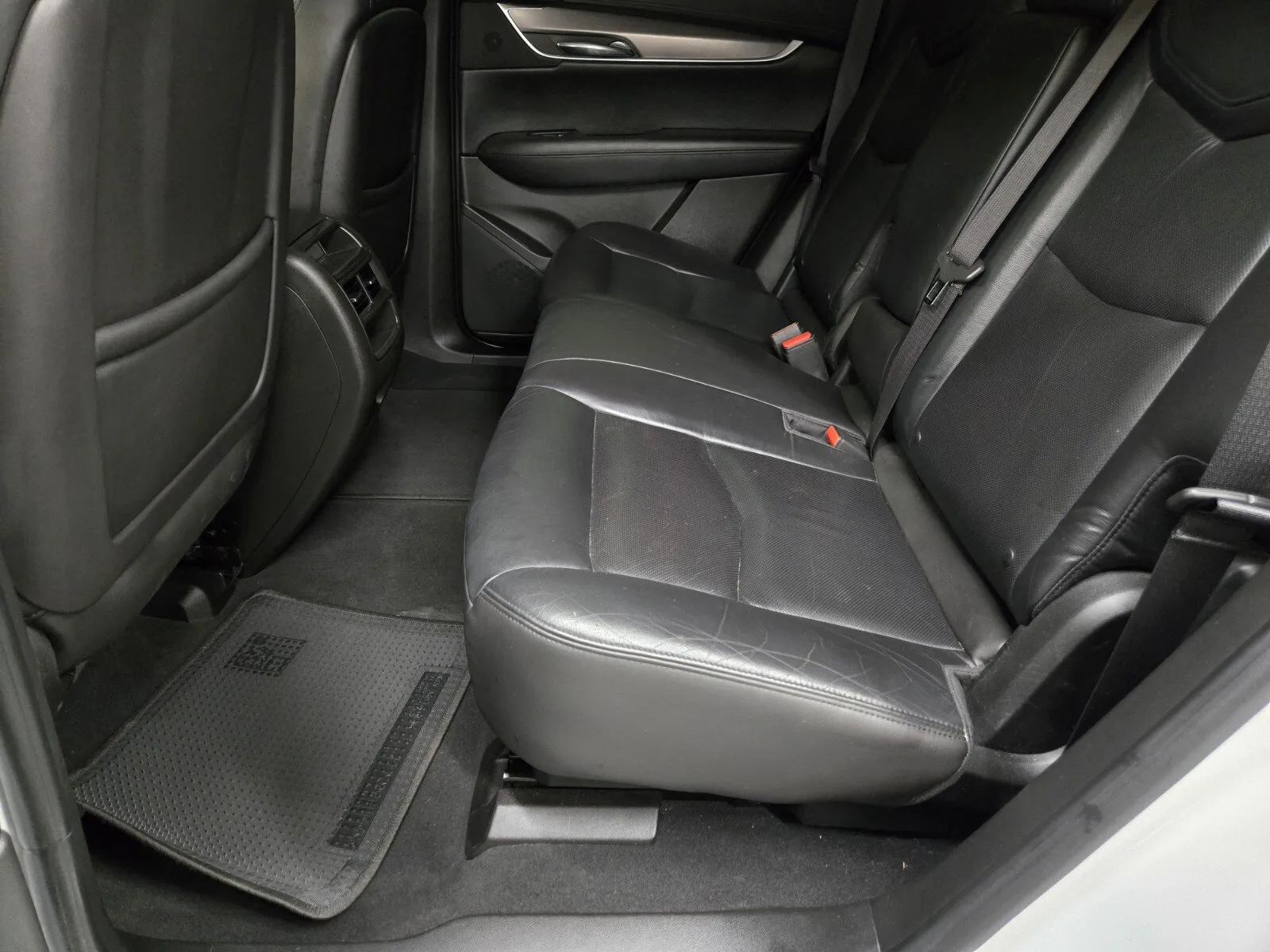 Cadillac XT5 photo 10