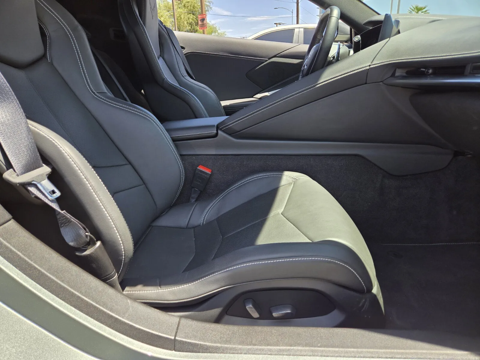 Chevrolet Corvette photo 11