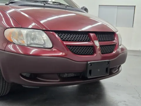 More photos of 2002 Dodge Caravan SE at Baja Auto Sales East, NV