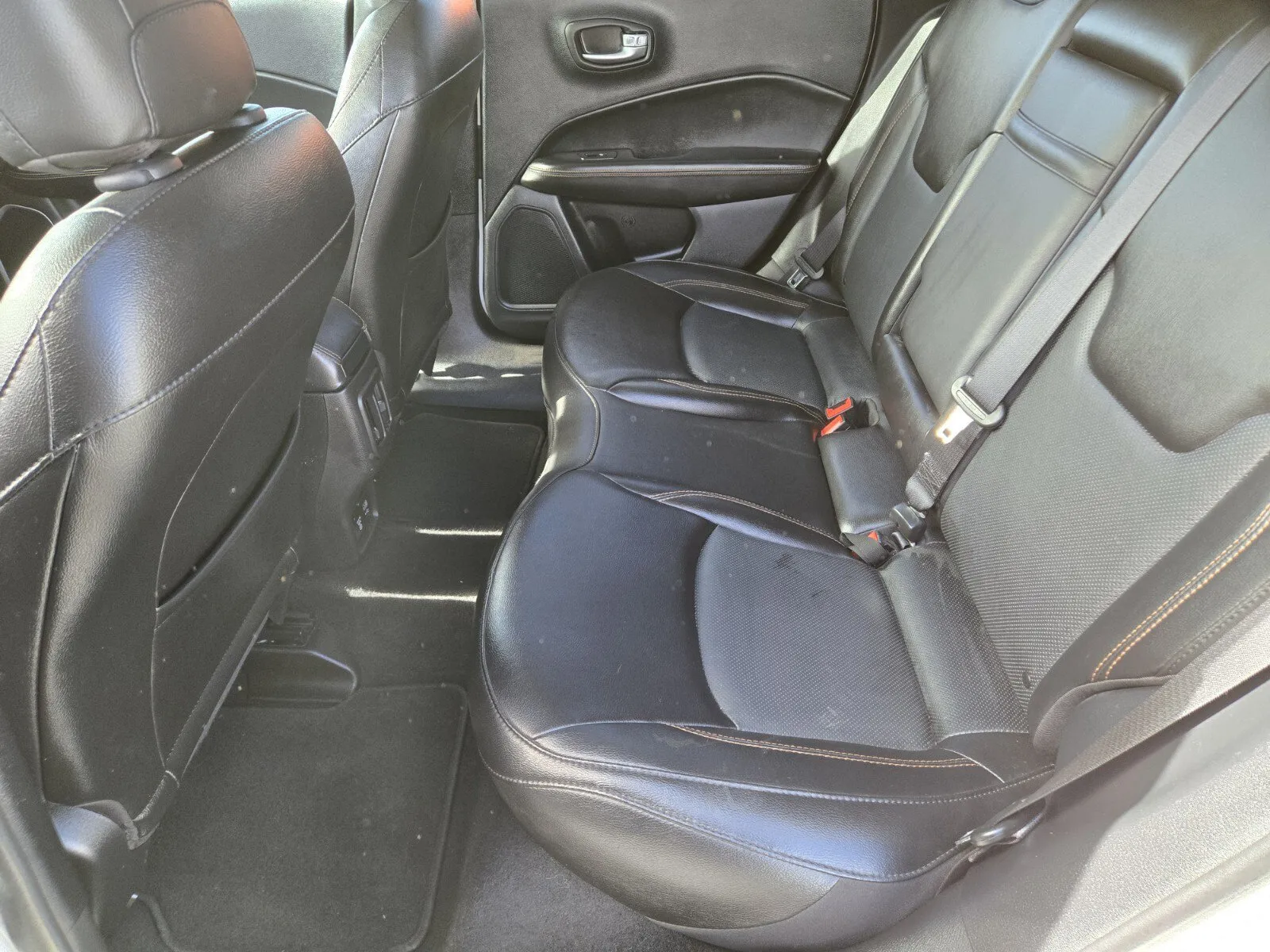 Jeep Compass photo 9