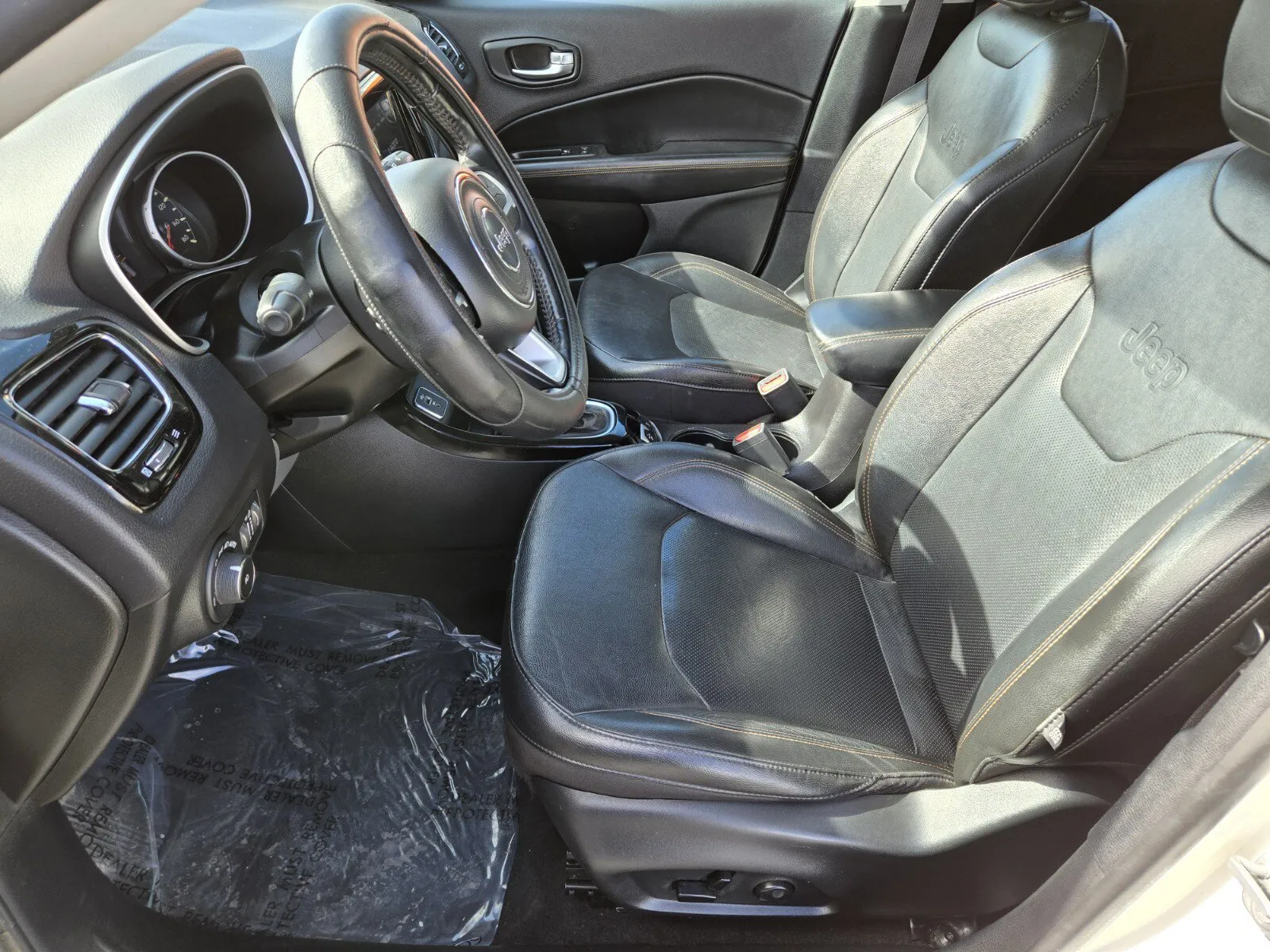 Jeep Compass photo 8