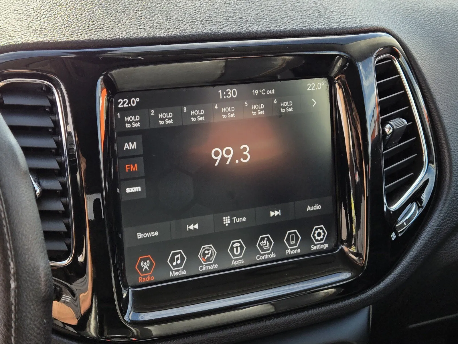 Jeep Compass photo 18