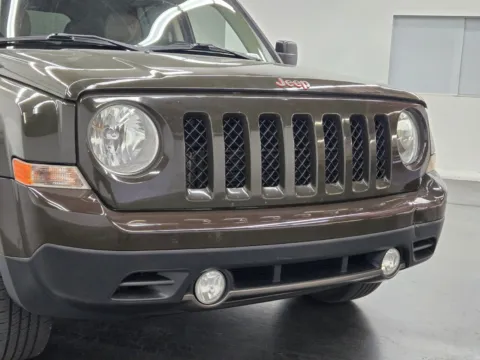 More photos of 2017 Jeep Patriot 75th Anniversary Edition at Baja Auto Sales East, NV