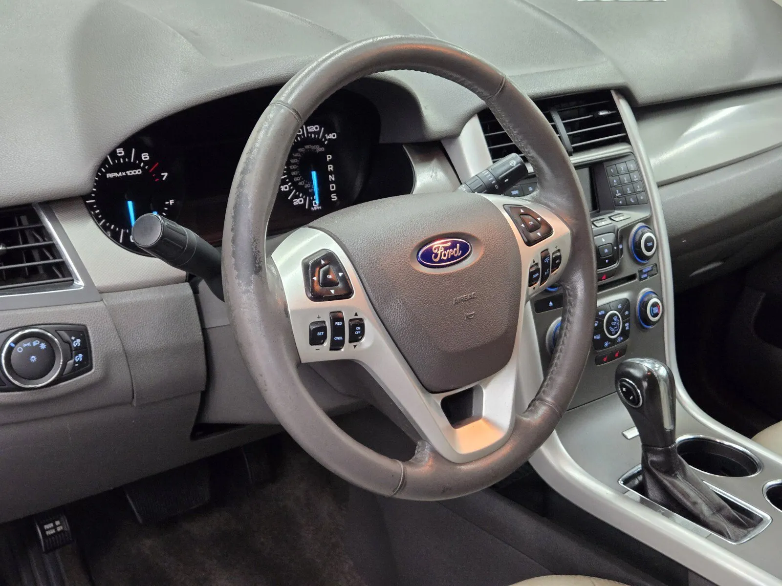 Ford Edge photo 15