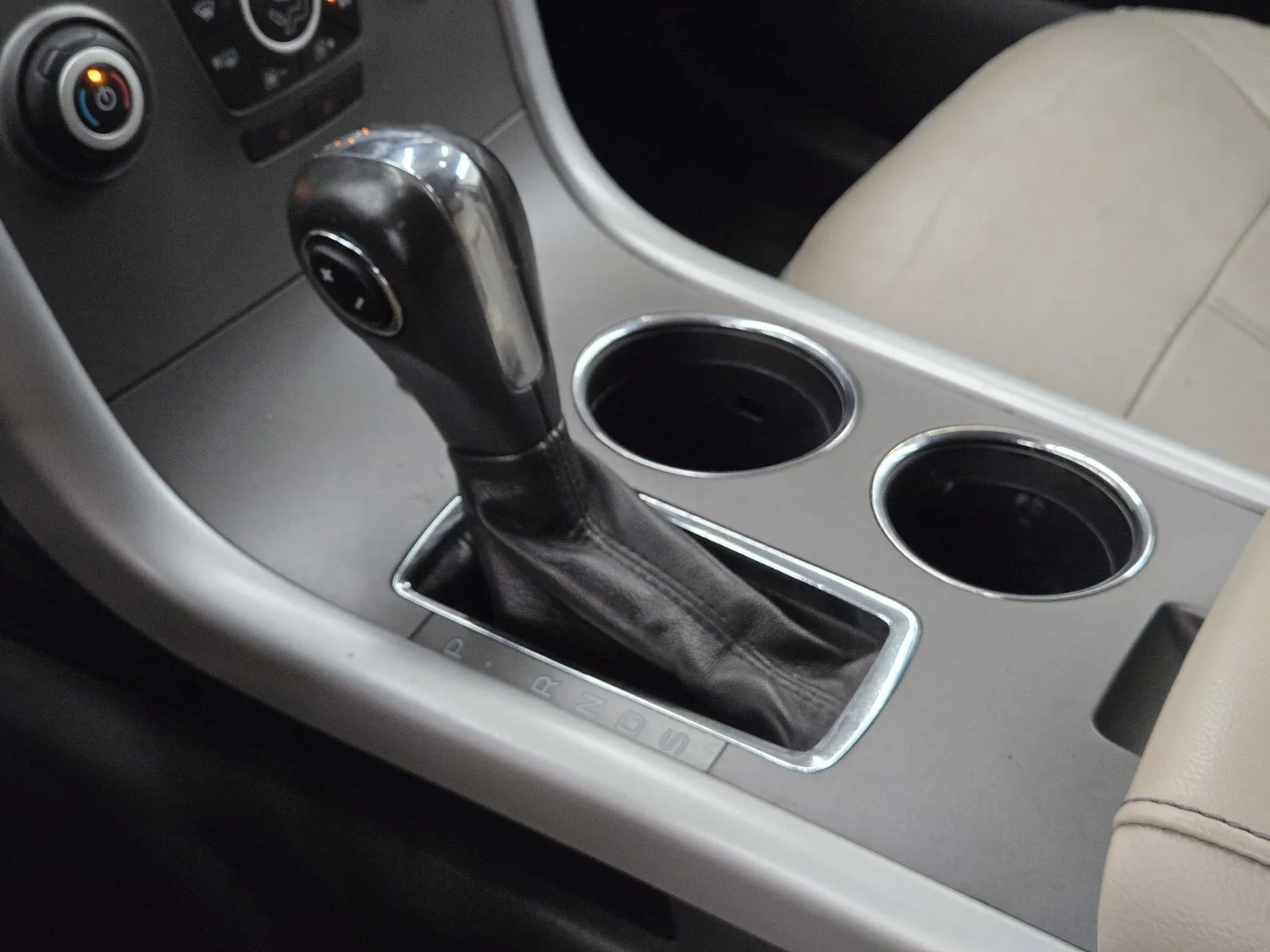 Ford Edge photo 18
