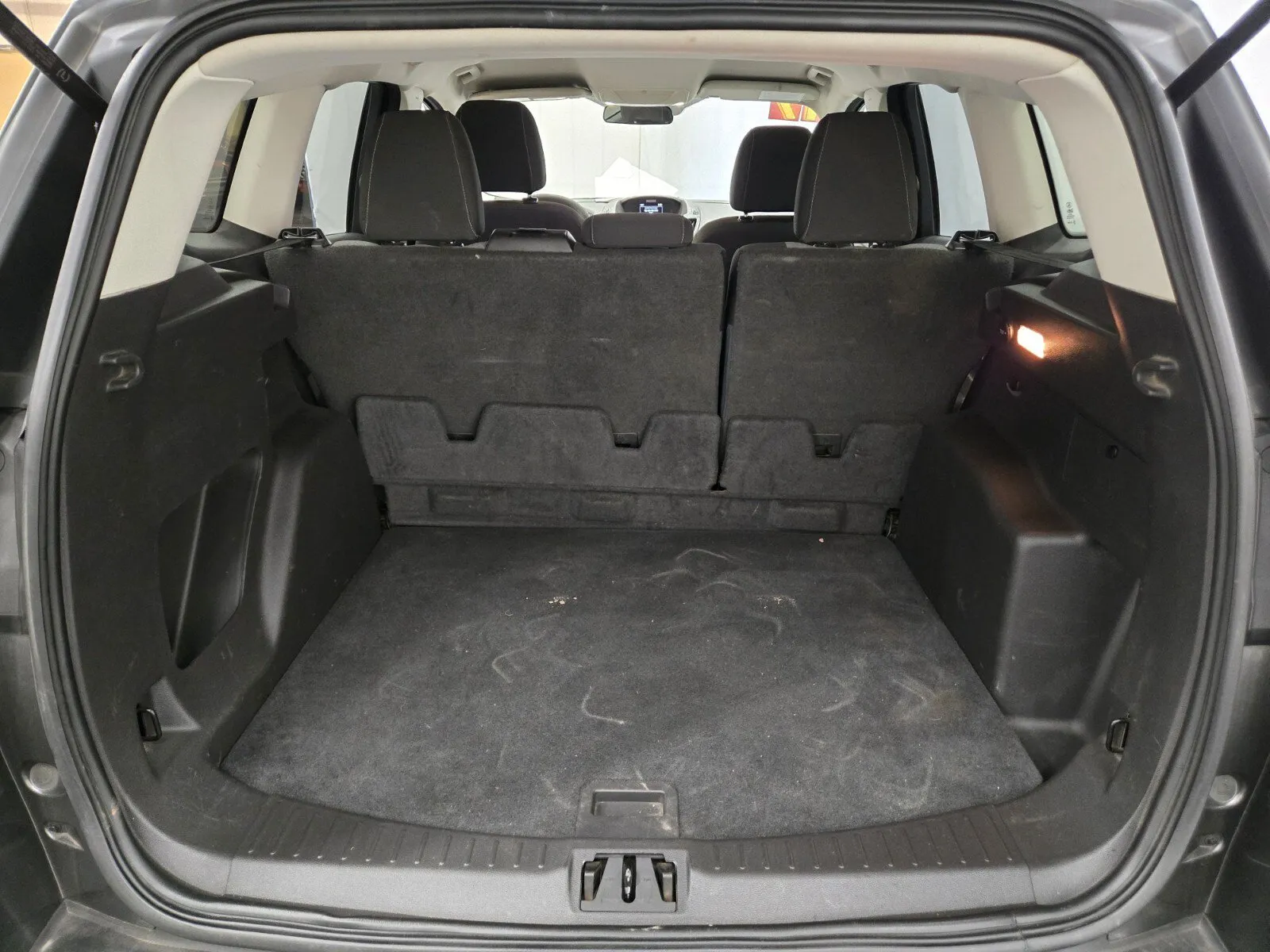 Ford Escape photo 9