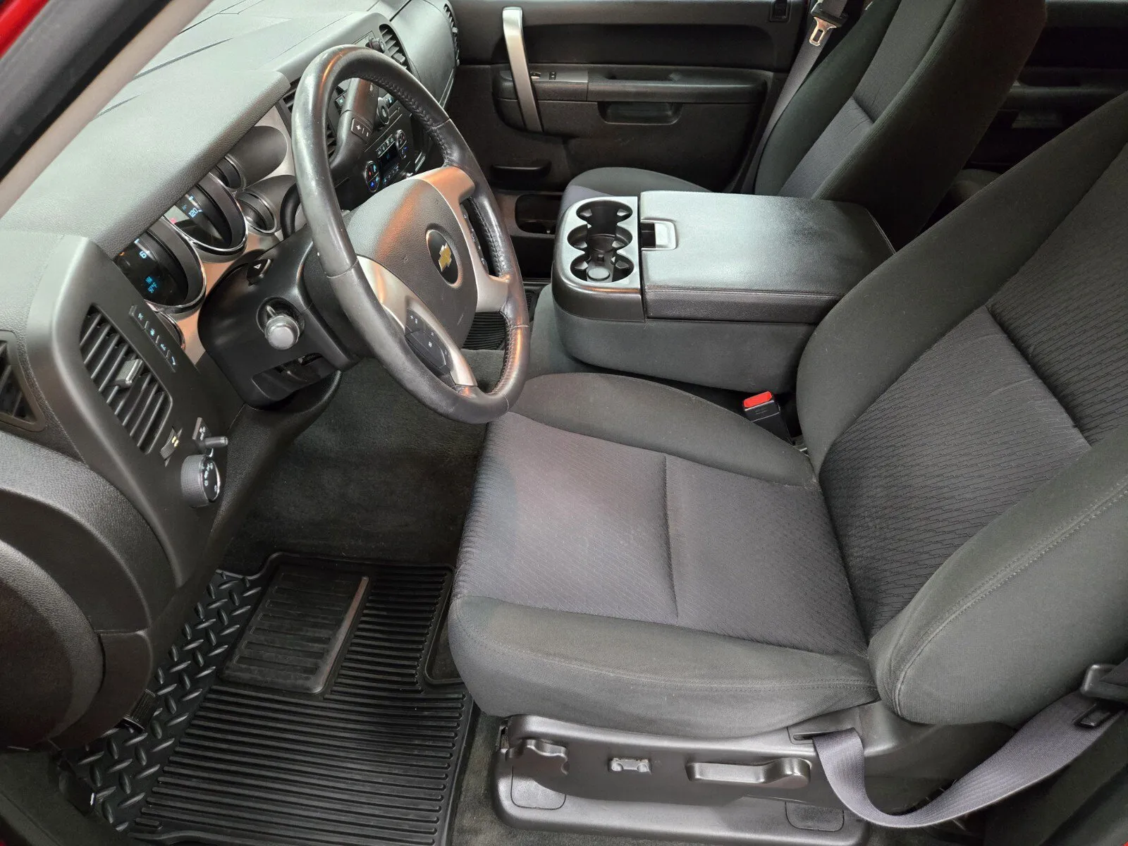 Chevrolet Silverado photo 6