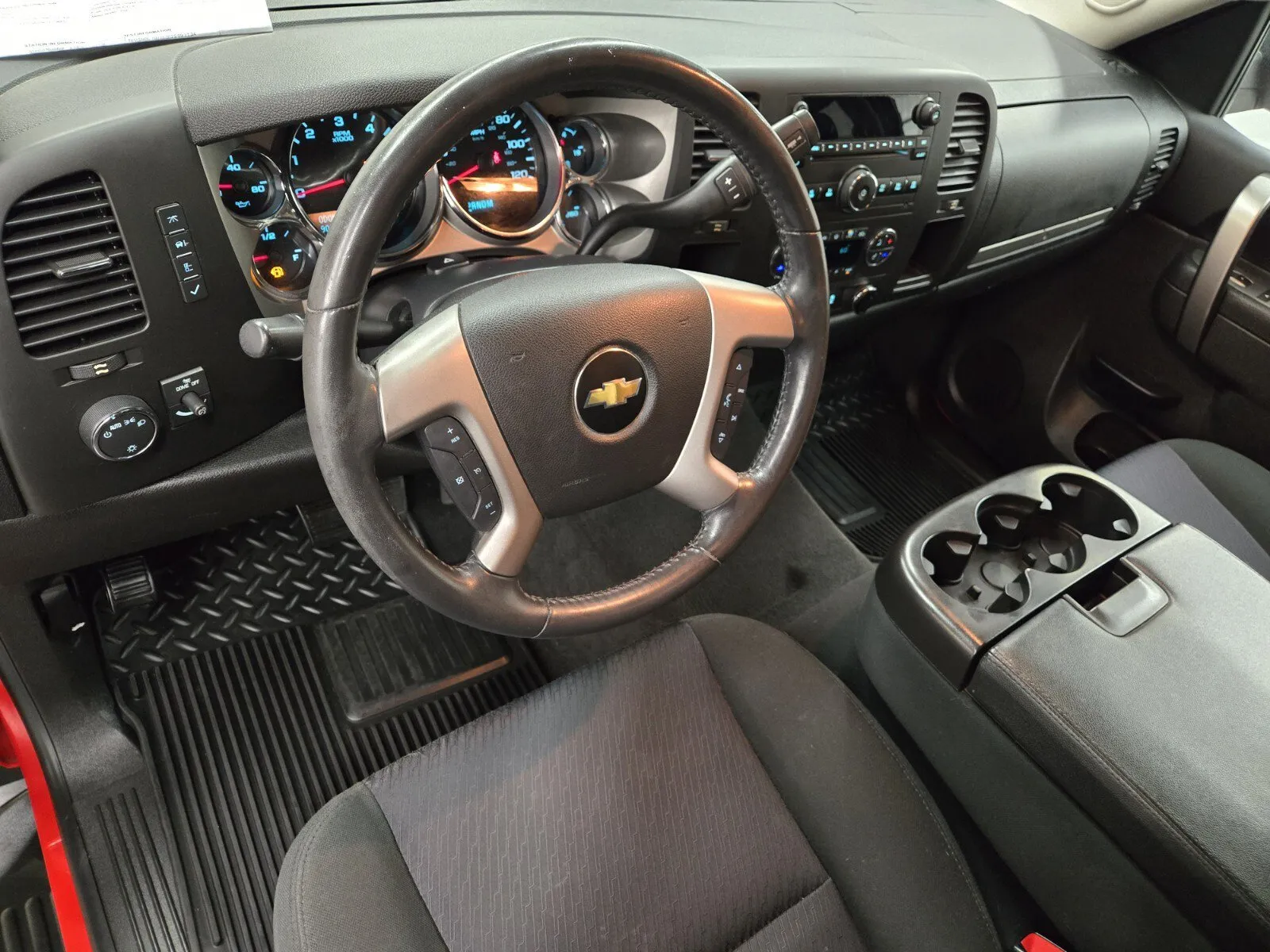 Chevrolet Silverado photo 7