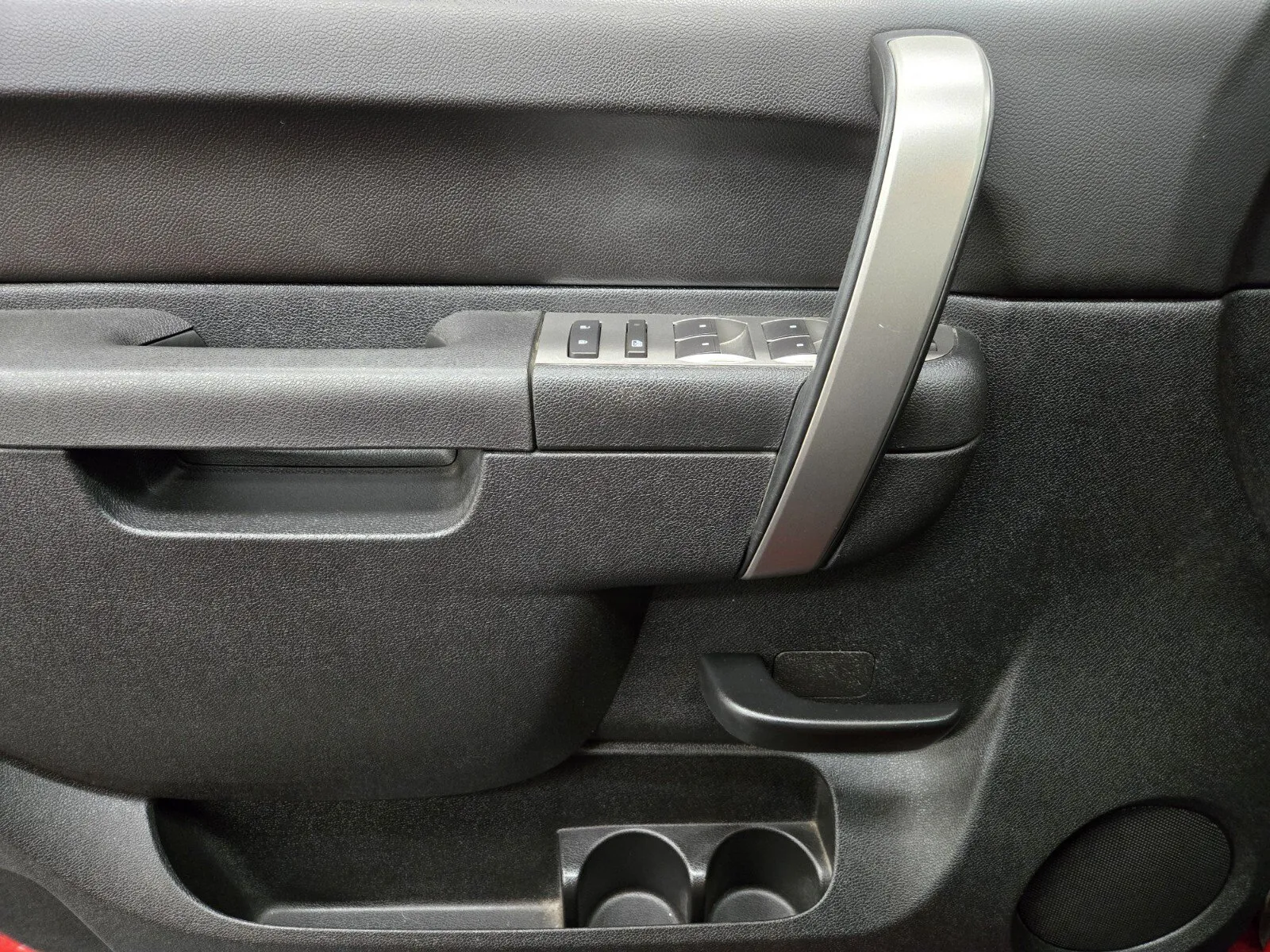 Chevrolet Silverado photo 14