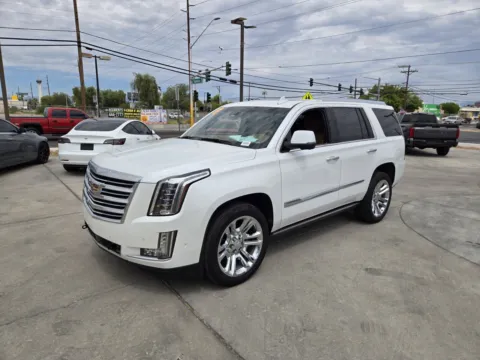White 2017 Cadillac Escalade Platinum for sale in Las Vegas, NV