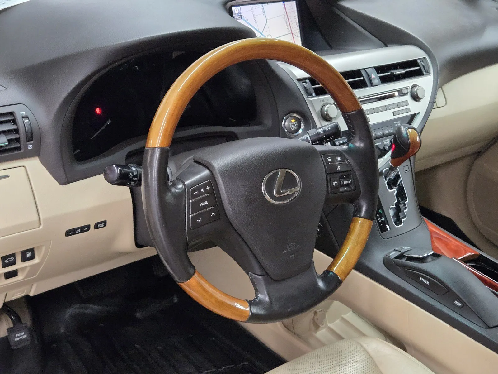 Lexus RX photo 14