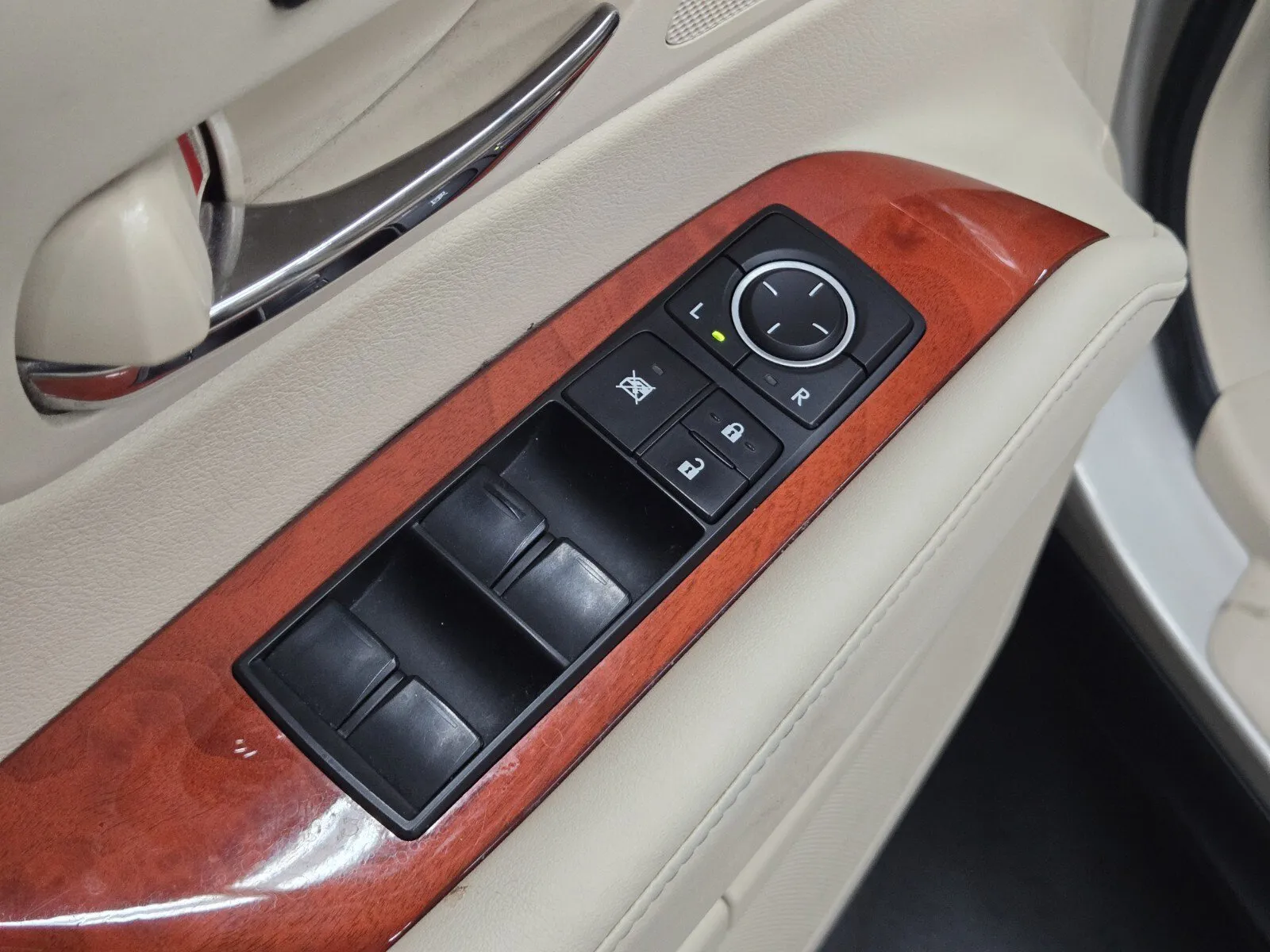 Lexus RX photo 13