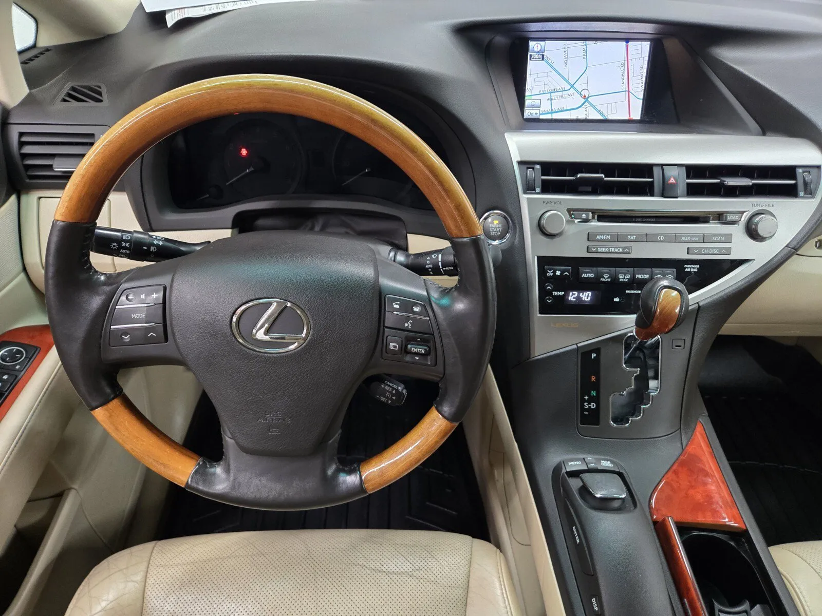 Lexus RX photo 8