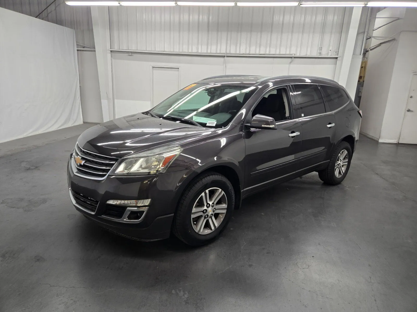 Gray 2017 Chevrolet Traverse LT for sale in Las Vegas, NV