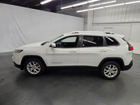 Photos of 2016 Jeep Cherokee Latitude for sale in Las Vegas, NV at Baja Auto Sales East