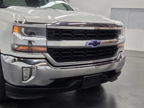 More photos of 2018 Chevrolet Silverado 1500 LT at Baja Auto Sales East, NV