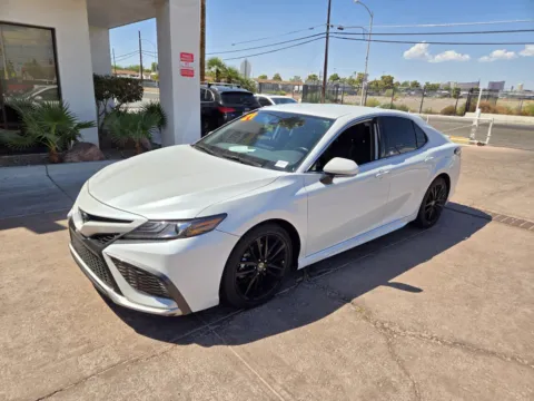 White 2021 Toyota Camry XSE for sale in Las Vegas, NV