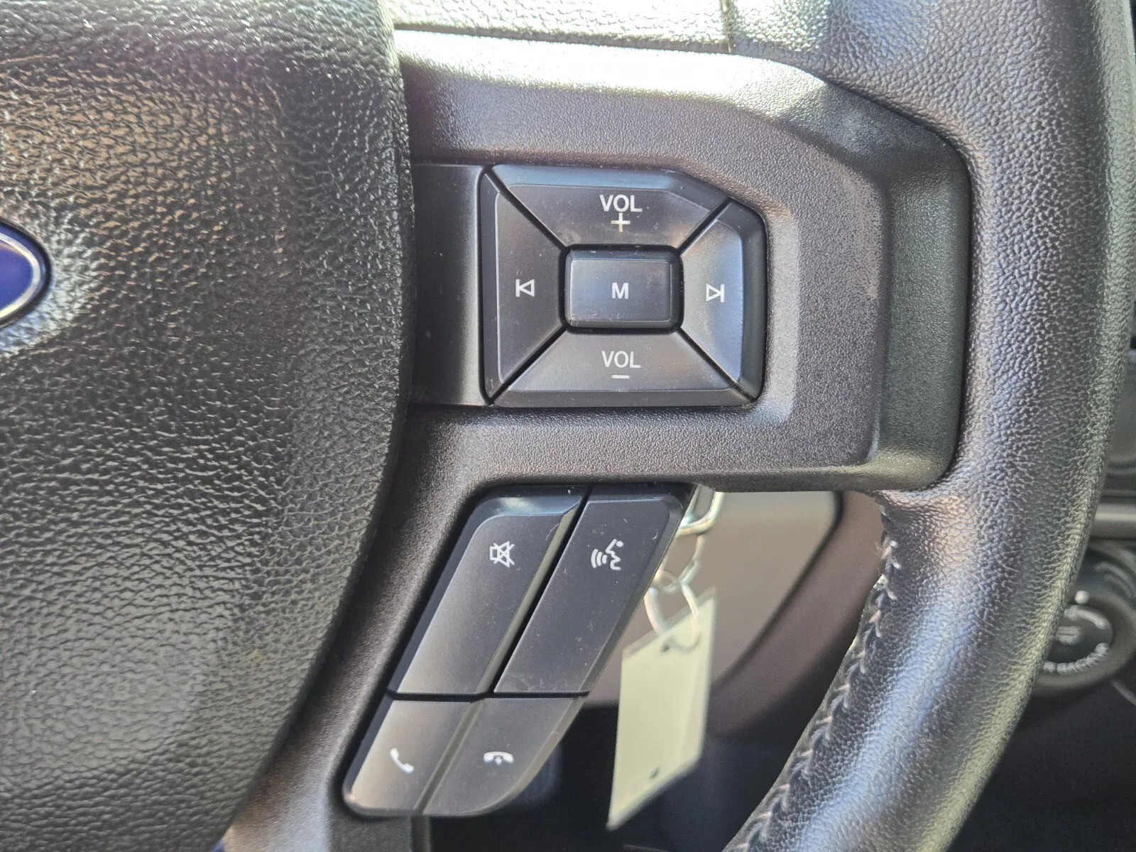 Ford F-150 photo 19
