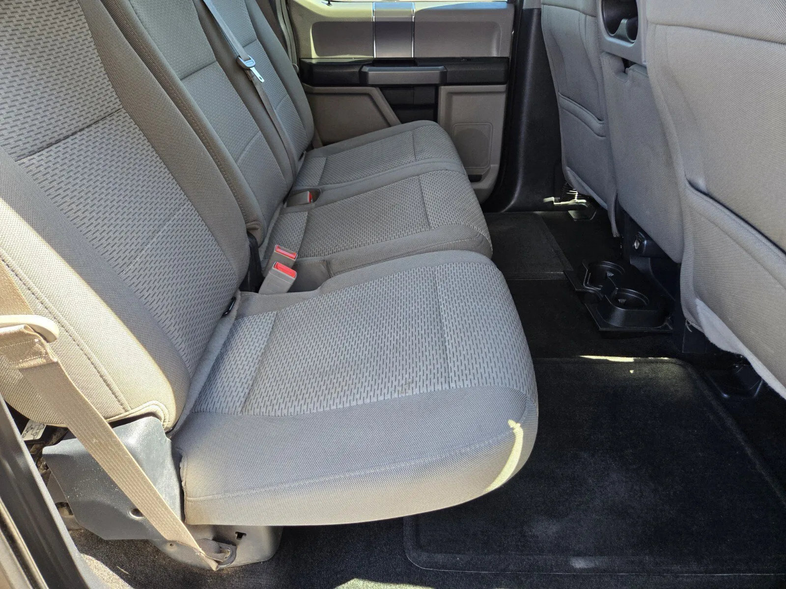 Ford F-150 photo 10