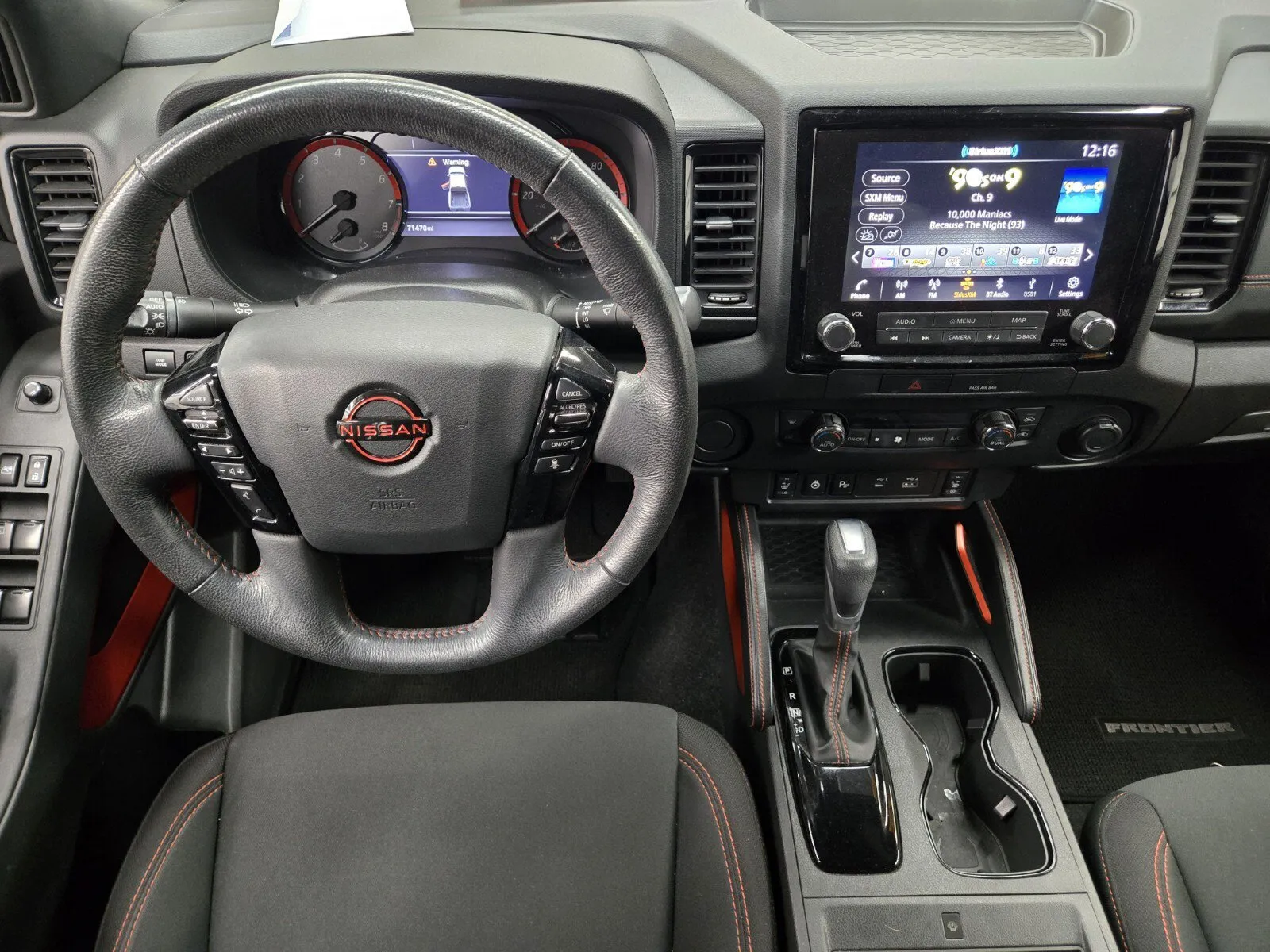 Nissan Frontier photo 9