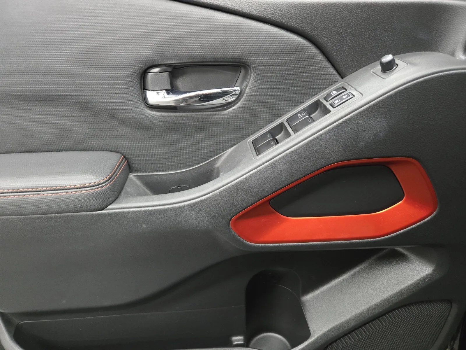 Nissan Frontier photo 14