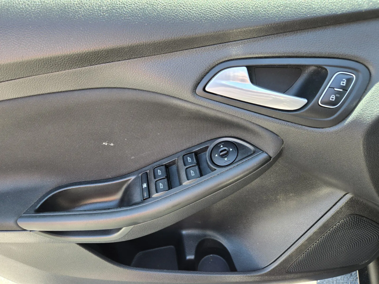 Ford Focus photo 14