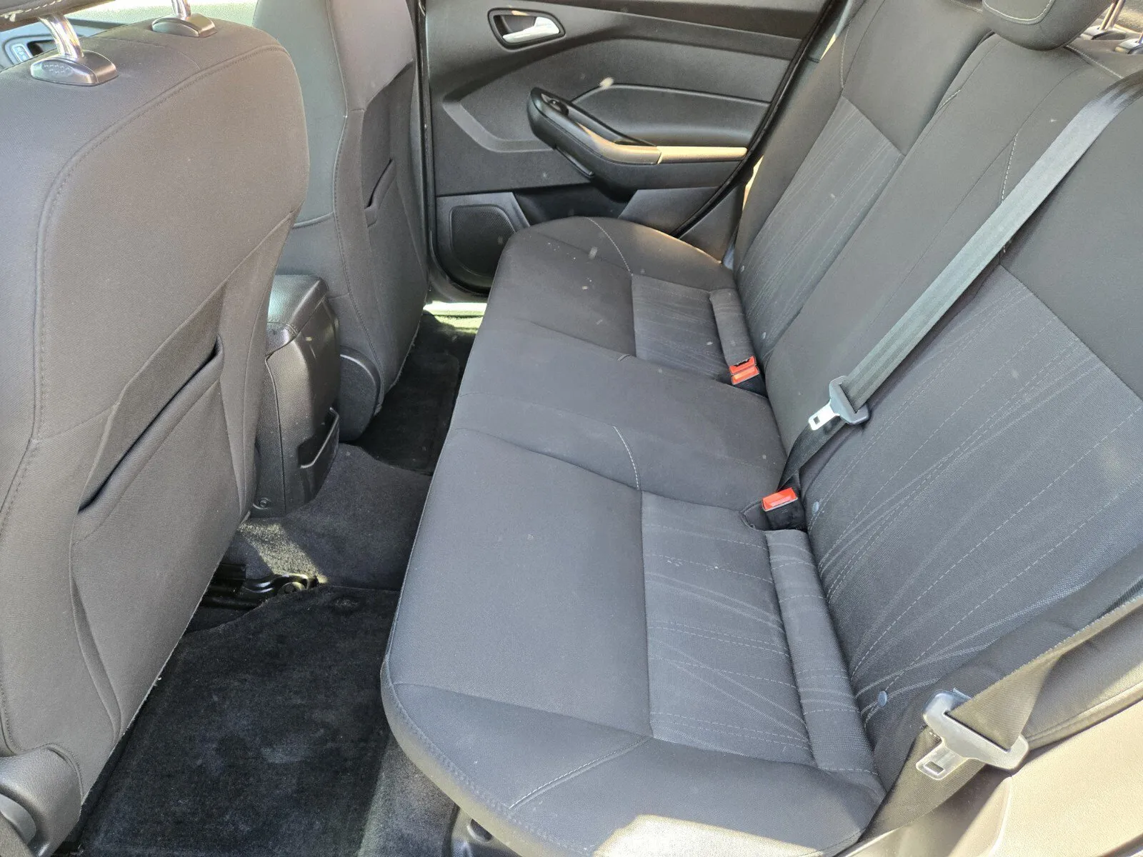 Ford Focus photo 8