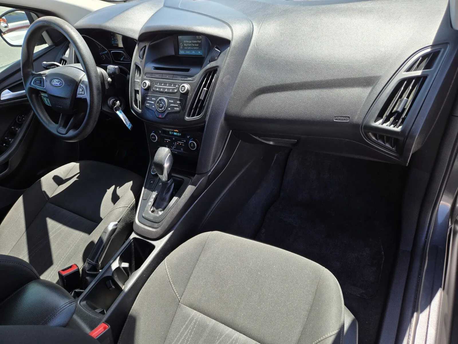 Ford Focus photo 13