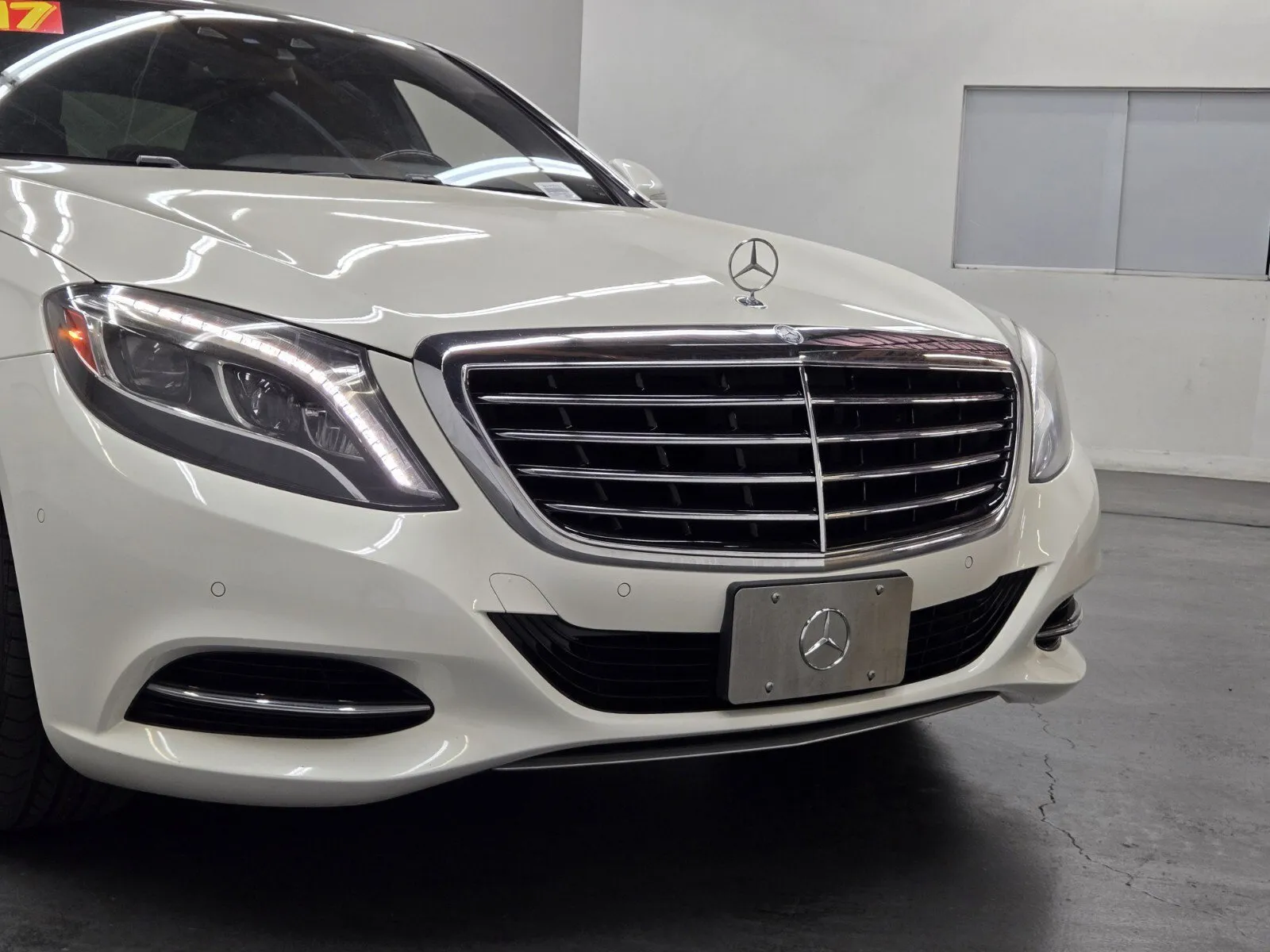 Mercedes-Benz S-Class photo 5