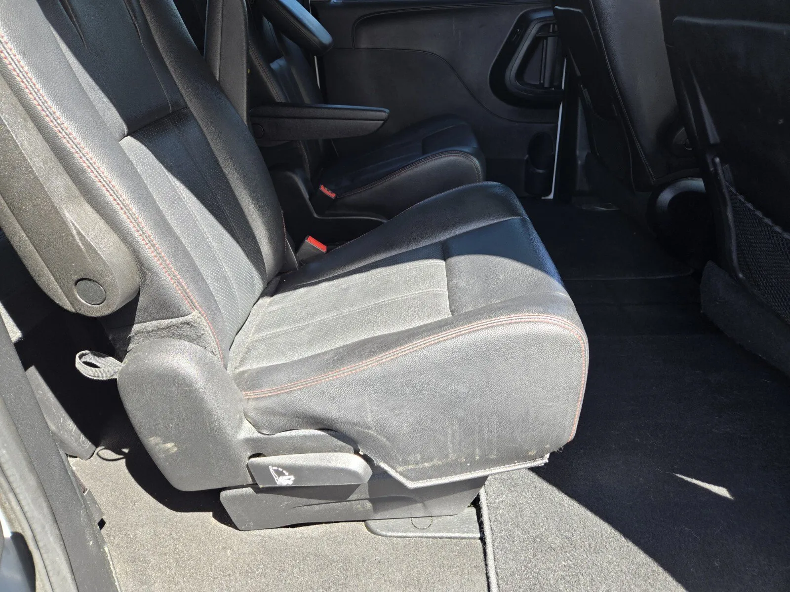 Dodge Grand Caravan photo 11